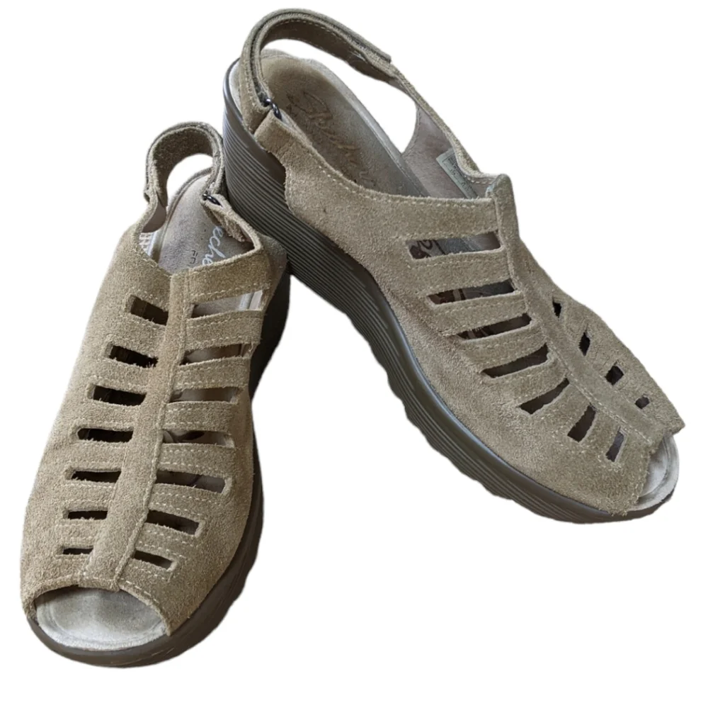 Skechers , Parallel Trapezoid, slingback wedge leather beige sandal. 8